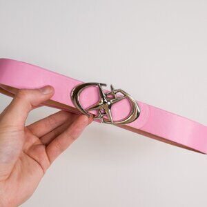 y2k chrome star buckle pink leather belt — 2000s pop style